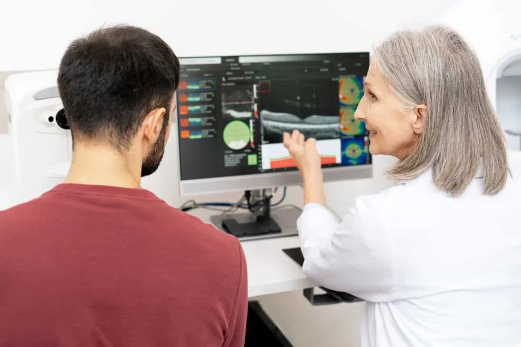 Image of an optometry clinic diagnostic screen - LindsayWhispersSEO
